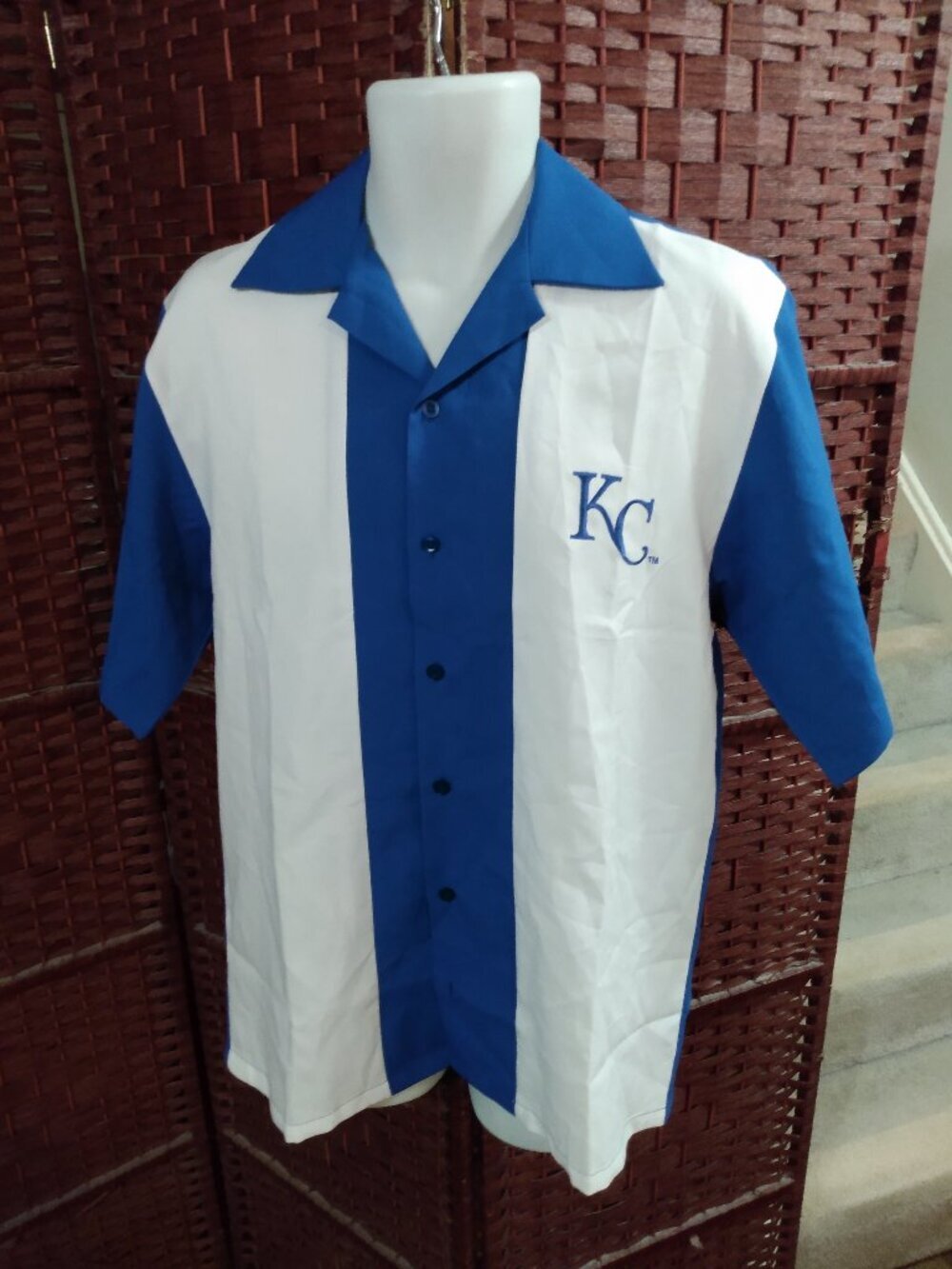 Mens Kansas City Royals Bowling Shirt Medium MLB Baseball